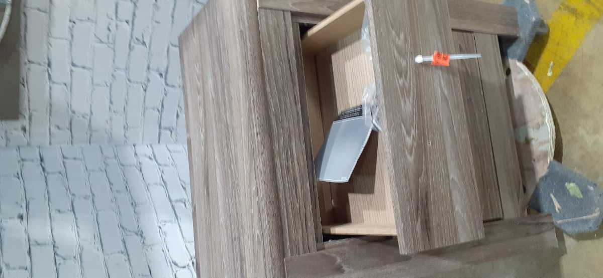Zelen Nightstand - Gallery Image 9